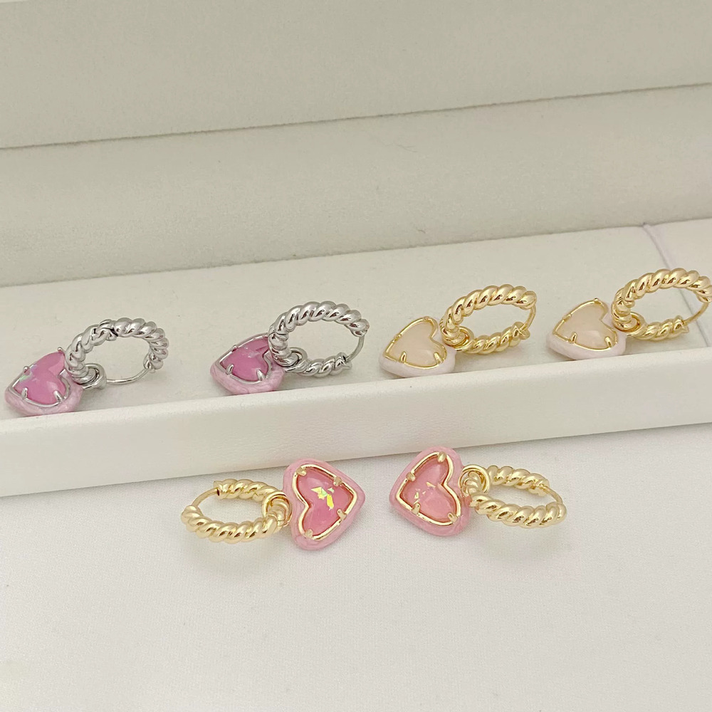 Kendra Scott Pink Mist Sweetheart Peach Earrings Heart